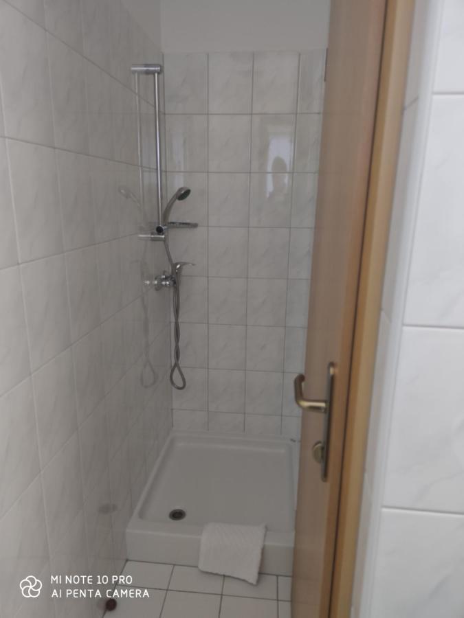 Guest House Gostisce Gacnk V Logu Cerkno Bagian luar foto
